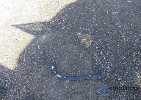 2015 Jeep Cherokee Latitude z USA, uszkodzony, nr VIN 1C4PJMCS1FW624301